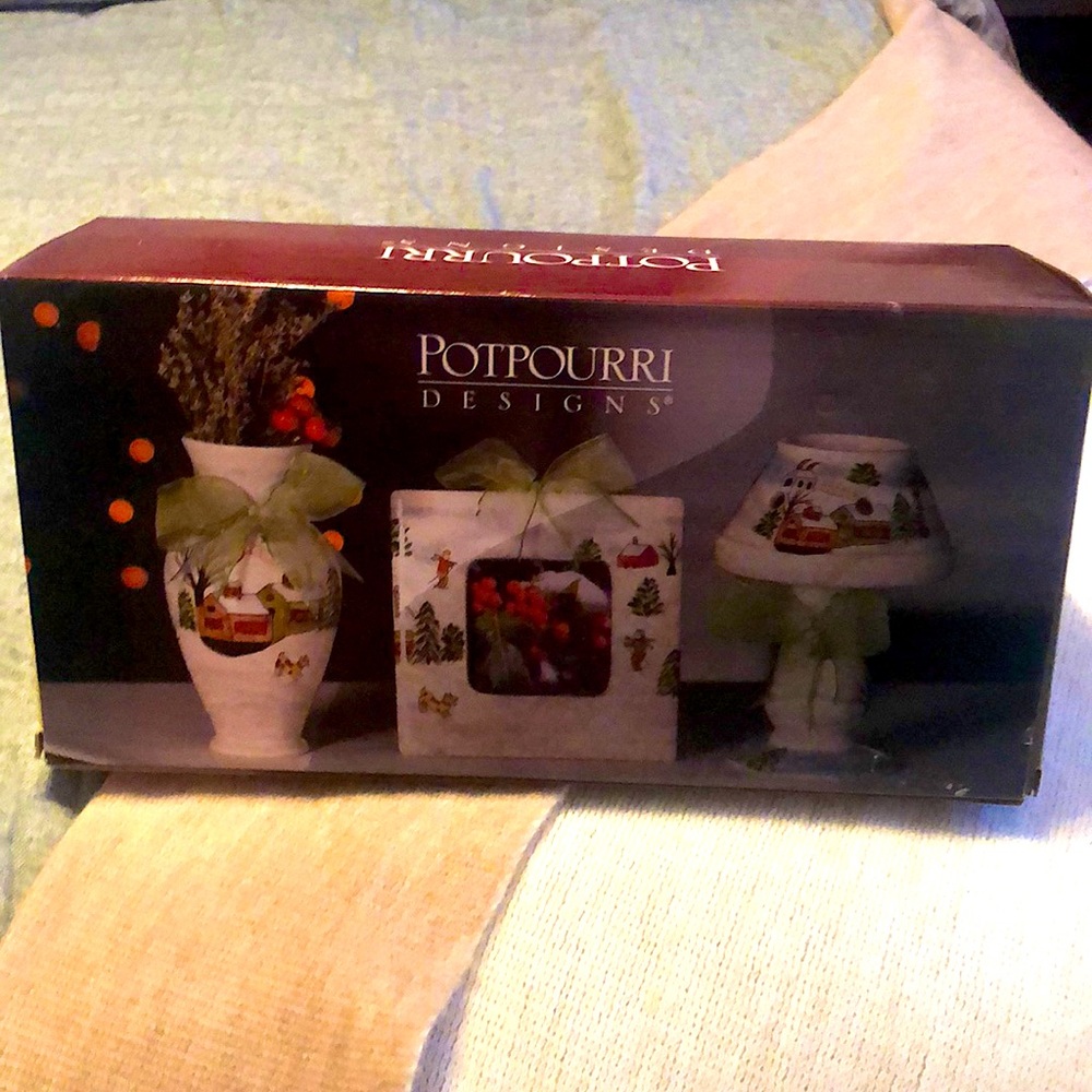 Potpourri Design Winter scene gift set